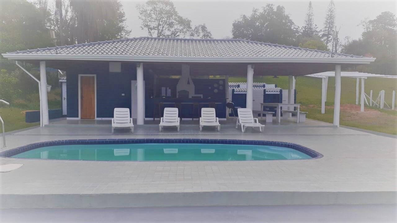 Linda chácara no Portal da Serra