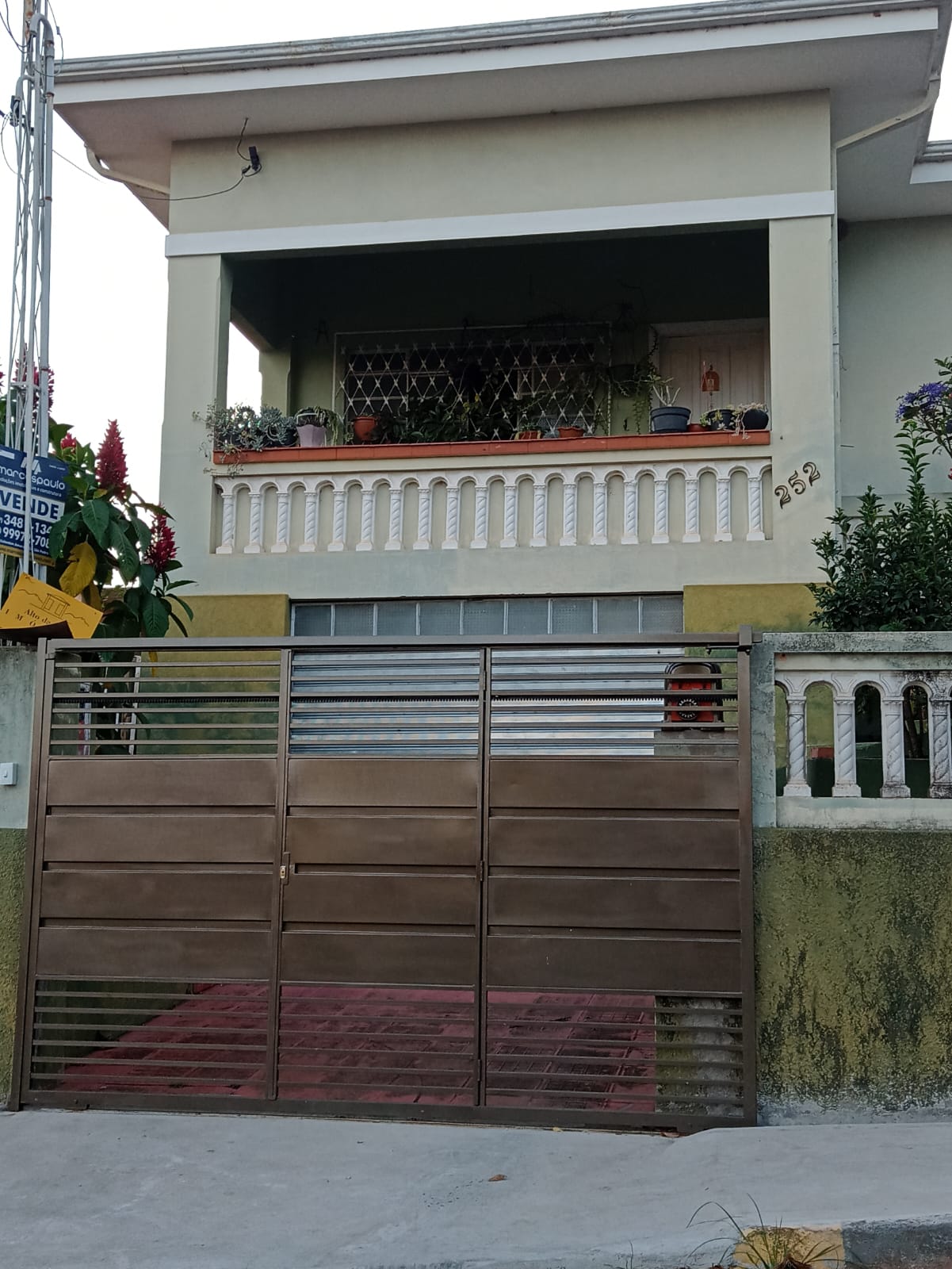 Sobrado no centro